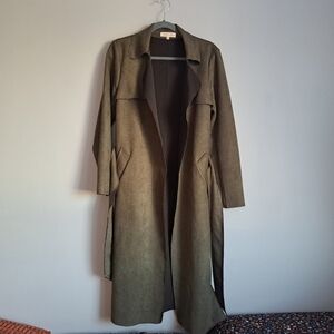 (NWOT) Solitaire belted trench coat